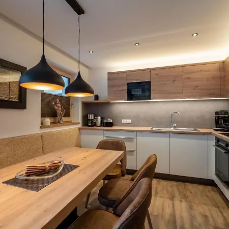 Appartements Alma Mayrhofen Exterior photo