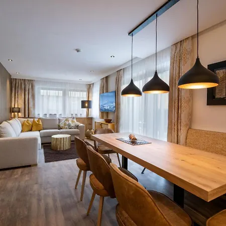 Appartements Alma Mayrhofen Exterior photo